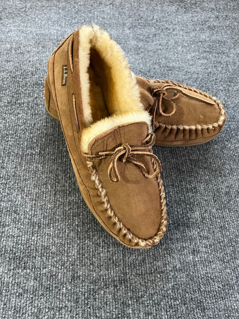 L.L. Bean Wicked Good Handstitched Moccasins Genuine Shearling Men's 10